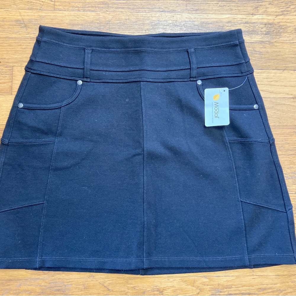 Athleta Skirt
